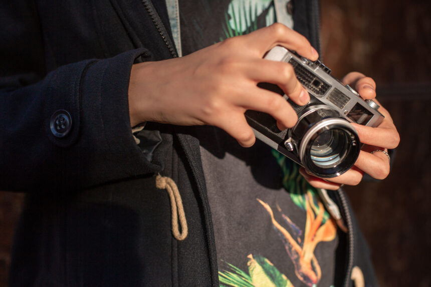argus m5700d auto focus/program exposure